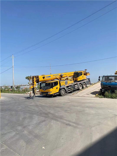 莱州市吊车作业时，可能会产生哪些额外收费项目？